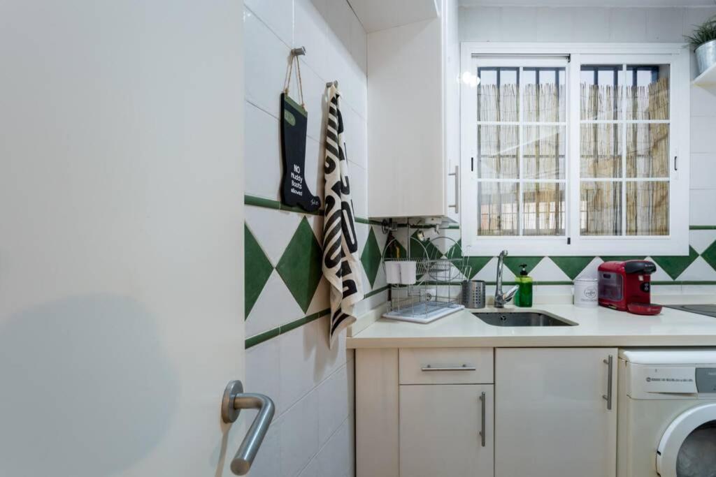 Pretty Duplex In Bohemian District-City Center Севілья Екстер'єр фото